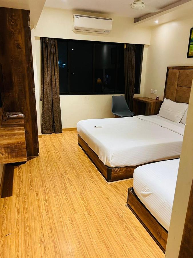Hotel Byaris International By Bizzgrow Hotels 뭄바이 외부 사진